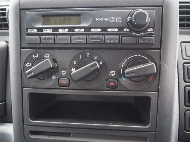 三菱 キャンター PDG-FE83DY(2WD)の写真44
