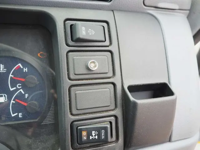 三菱 キャンター PDG-FE83DY(2WD)の写真47