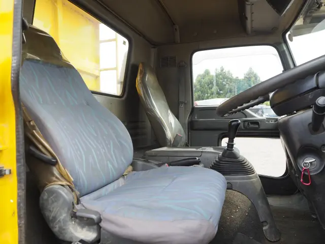 いすゞ フォワード ADG-FRR90G3S(2WD)の写真42