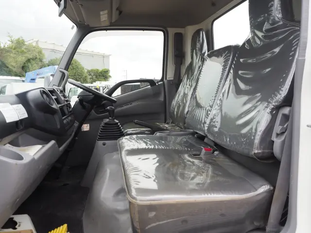 日野 デュトロ TKG-XZU700X(2WD)の写真37