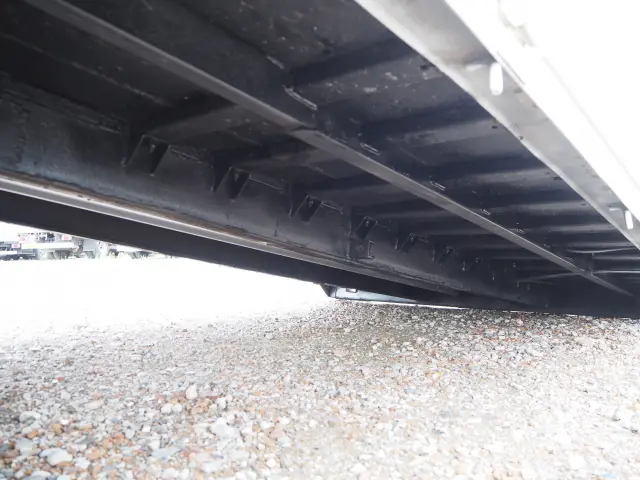 いすゞ フォワード PB-FRR35J3S(2WD)の写真32