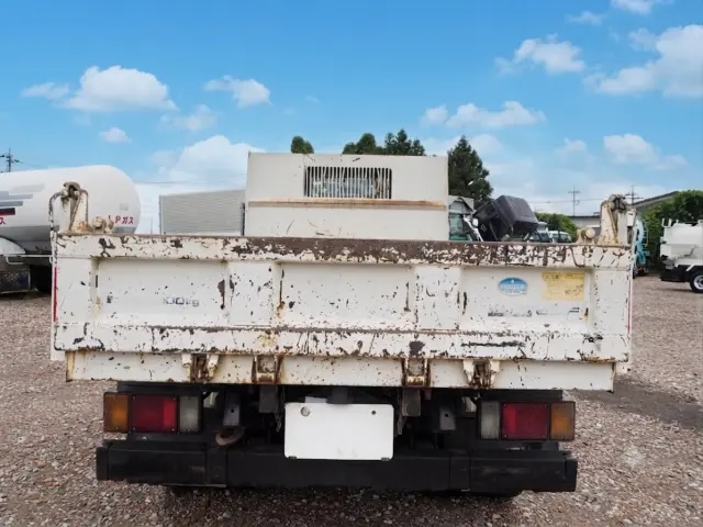 いすゞ エルフ TDG-NKS85AD(4WD)の写真4