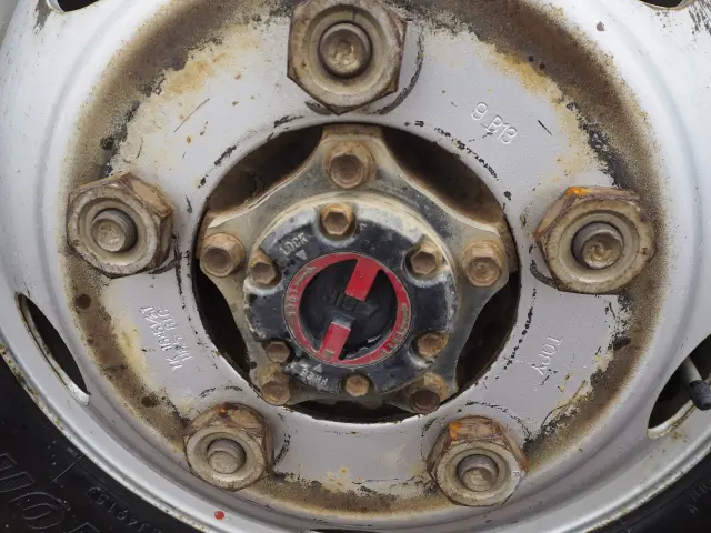 いすゞ エルフ TDG-NKS85AD(4WD)の写真11