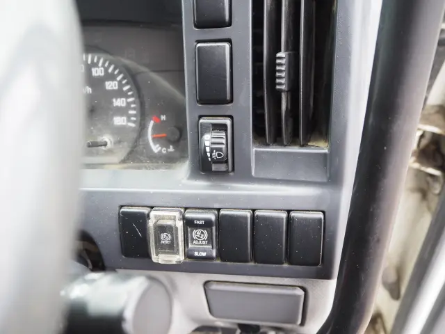 いすゞ エルフ TDG-NKS85AD(4WD)の写真49