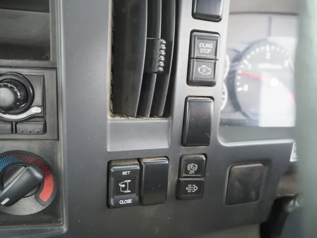 いすゞ フォワード SKG-FRR90S1(2WD)の写真49