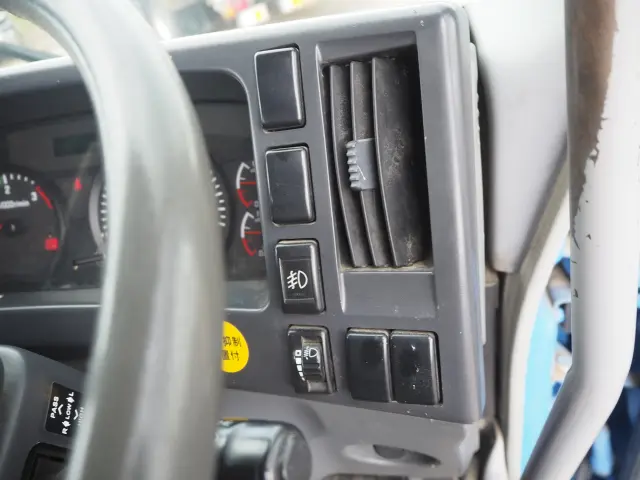 いすゞ フォワード PDG-FTR34S2(2WD)の写真49