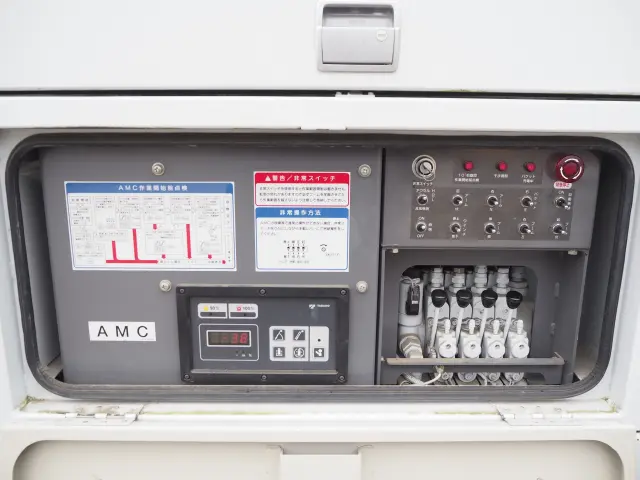 いすゞ エルフ TKG-NKR85AN(2WD)の写真18