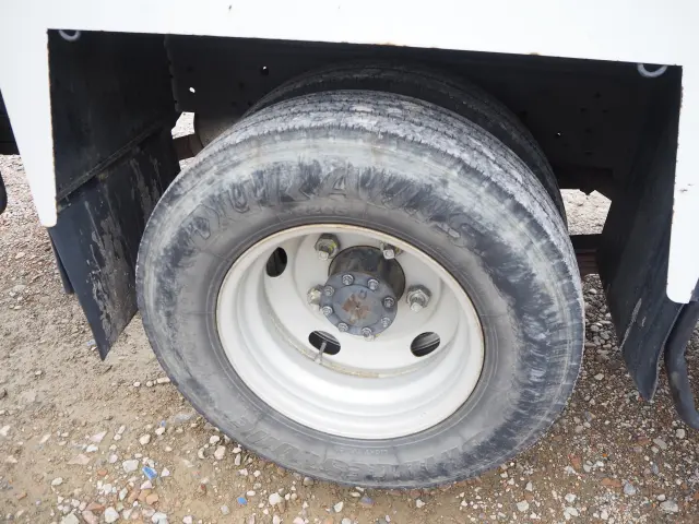 いすゞ エルフ TKG-NKR85AN(2WD)の写真25