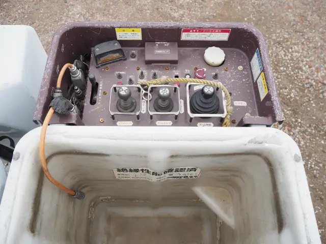いすゞ エルフ TKG-NKR85AN(2WD)の写真39