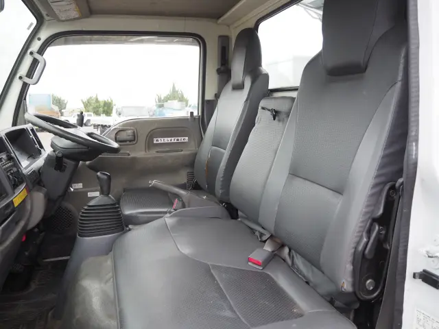 いすゞ エルフ TKG-NKR85AN(2WD)の写真42