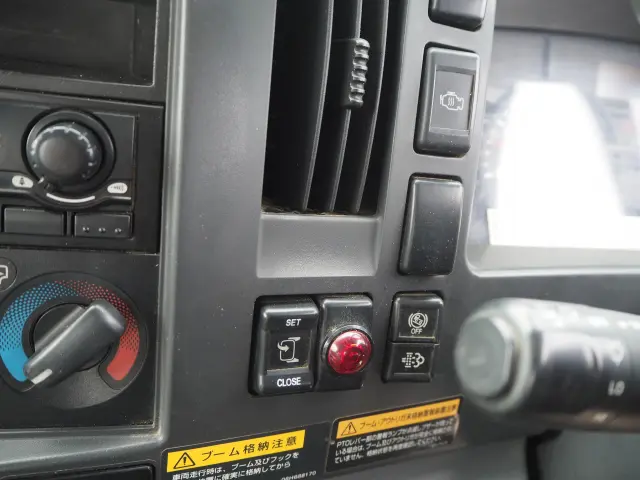 いすゞ フォワード SKG-FRR90S1(2WD)の写真48