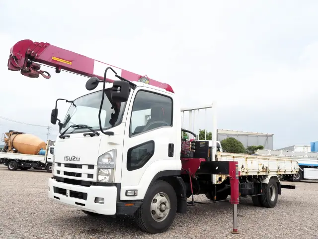 いすゞ フォワード TKG-FRR90S1(2WD)の写真1
