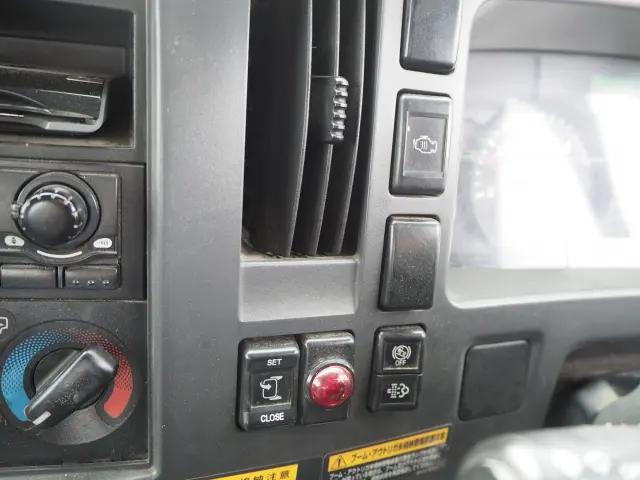 いすゞ フォワード TKG-FRR90S1(2WD)の写真48