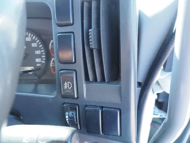 いすゞ フォワード TKG-FRR90S1(2WD)の写真48
