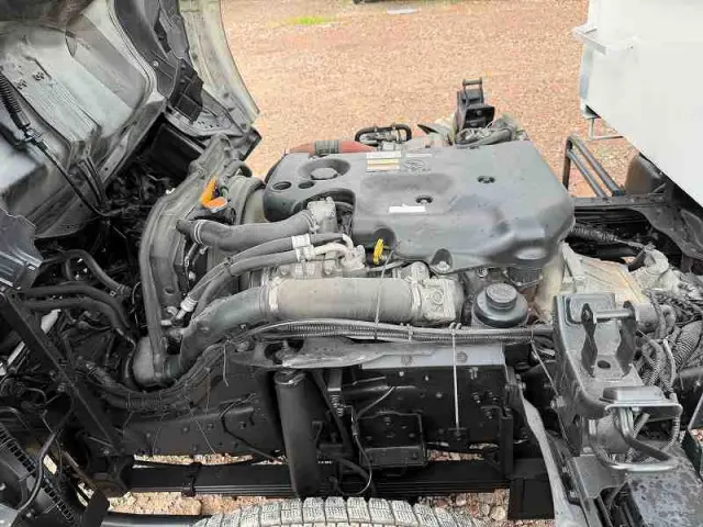 いすゞ エルフ SKG-NKR85YN(2WD)の写真35