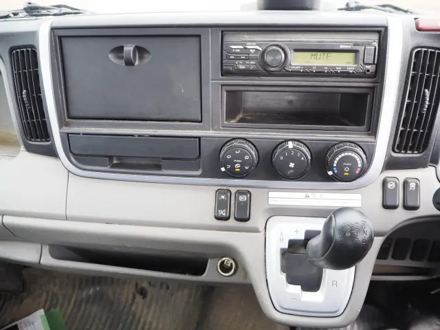 三菱 キャンター 2PG-FEA80(2WD)の写真41