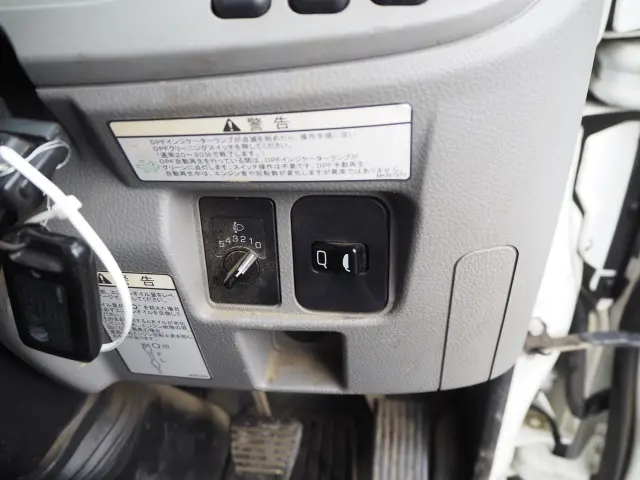 三菱 キャンター 2PG-FEA80(2WD)の写真45