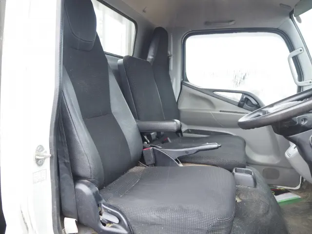三菱 キャンター 2PG-FEA80(2WD)の写真47