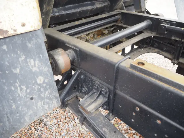いすゞ フォワード TKG-FRR90S1(2WD)の写真18