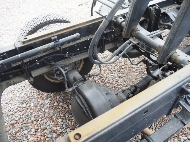 いすゞ フォワード TKG-FRR90S1(2WD)の写真25