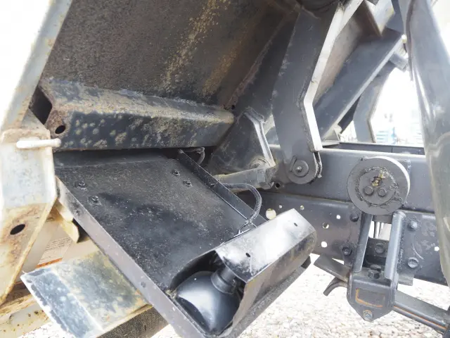 いすゞ フォワード TKG-FRR90S1(2WD)の写真26