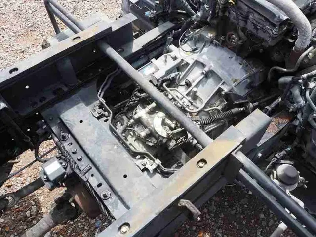 いすゞ エルフ PB-NKR81N(2WD)の写真13