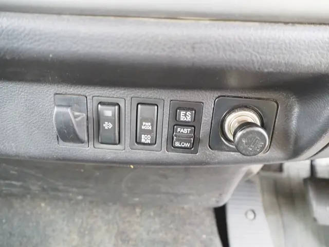 いすゞ フォワード TKG-FD9JLAA(2WD)の写真45