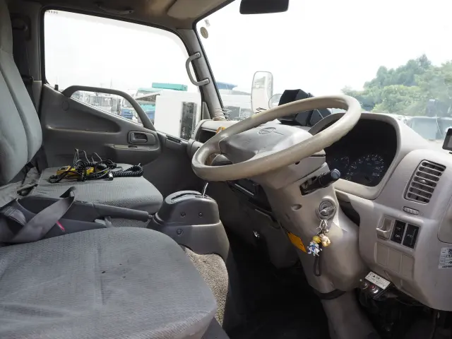 日野 デュトロ KK-XZU412M(2WD)の写真42