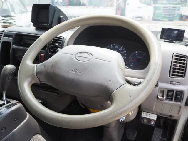 日野 デュトロ KK-XZU412M(2WD)の写真44