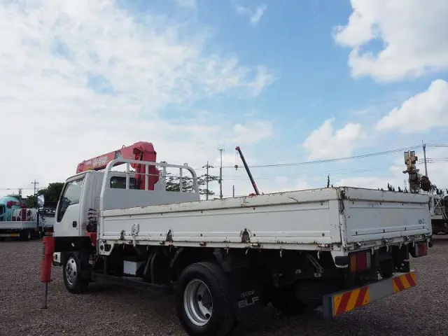 いすゞ エルフ SKG-NKR85R(2WD)の写真3