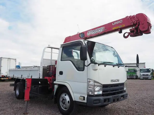 いすゞ エルフ SKG-NKR85R(2WD)の写真7