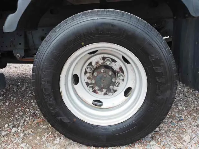 いすゞ エルフ SKG-NKR85R(2WD)の写真31