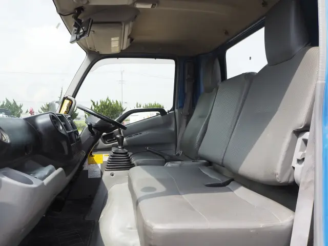 日野 デュトロ TKG-XZU700X(2WD)の写真42