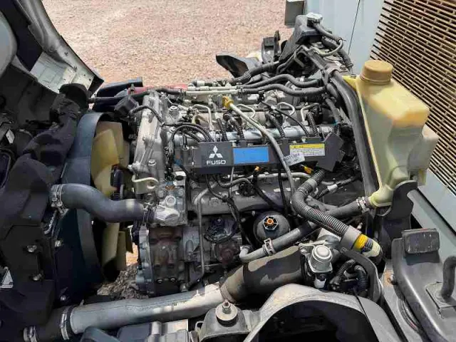 三菱 キャンター TKG-FEA50(2WD)の写真32