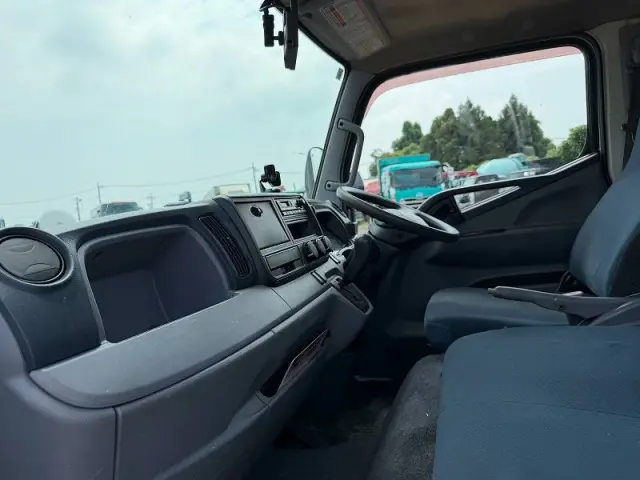 三菱 キャンター TKG-FEA50(2WD)の写真36