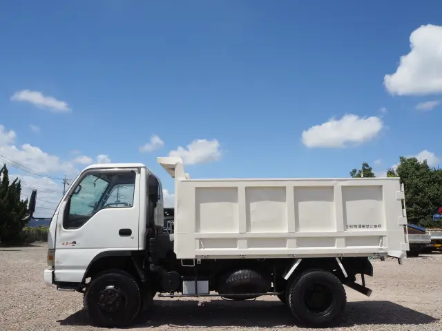 いすゞ エルフ KR-NKS81GDR(4WD)の写真2