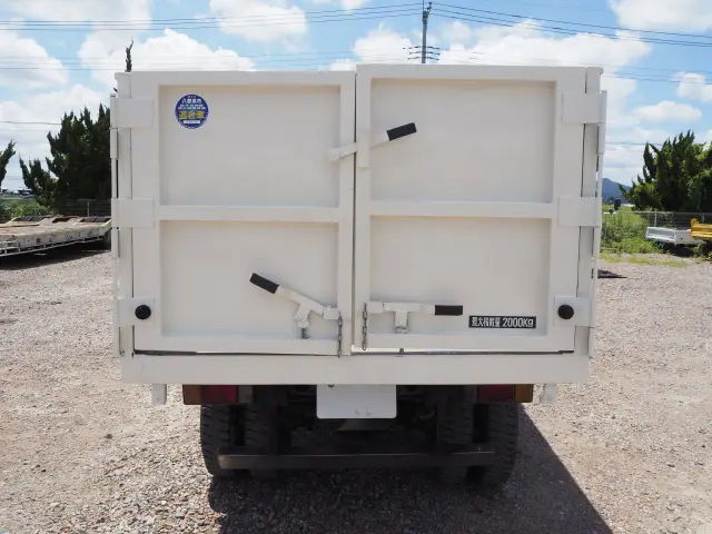 いすゞ エルフ KR-NKS81GDR(4WD)の写真4