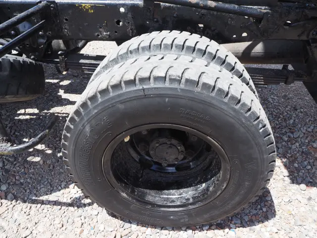 いすゞ エルフ KR-NKS81GDR(4WD)の写真27