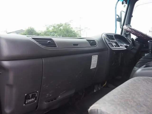 いすゞ フォワード KK-FRR35E4S(2WD)の写真40