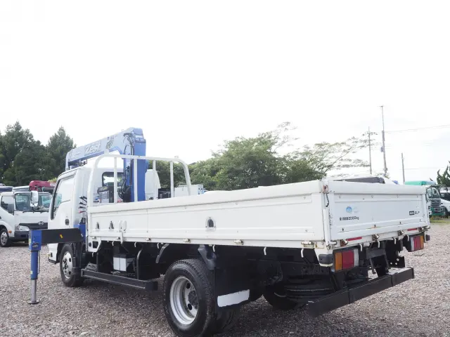 いすゞ エルフ TPG-NKR85AR(2WD)の写真3