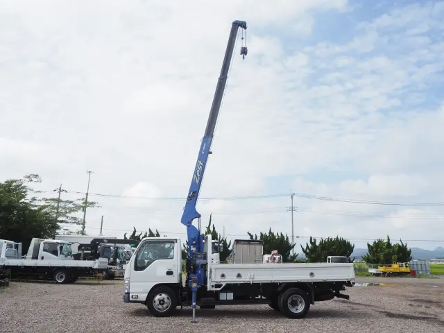 いすゞ エルフ TPG-NKR85AR(2WD)の写真16
