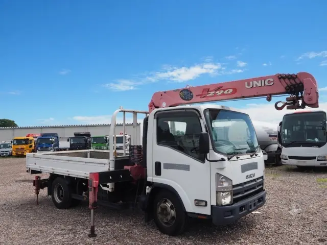 いすゞ エルフ PKG-NPR75N(2WD)の写真7