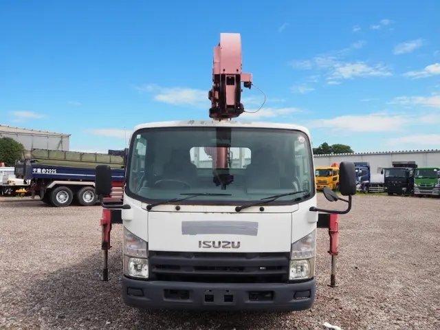 いすゞ エルフ PKG-NPR75N(2WD)の写真8