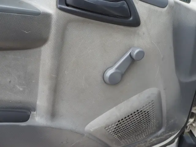 いすゞ エルフ PKG-NPR75N(2WD)の写真41
