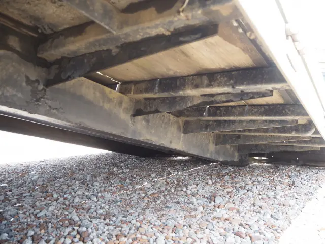 いすゞ フォワード ADG-FRR90K3S(2WD)の写真33