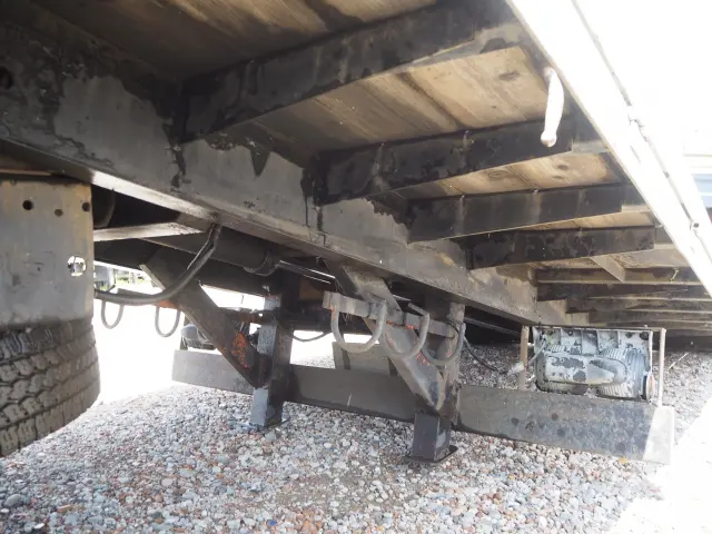 いすゞ フォワード ADG-FRR90K3S(2WD)の写真34