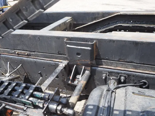 いすゞ フォワード ADG-FRR90K3S(2WD)の写真37