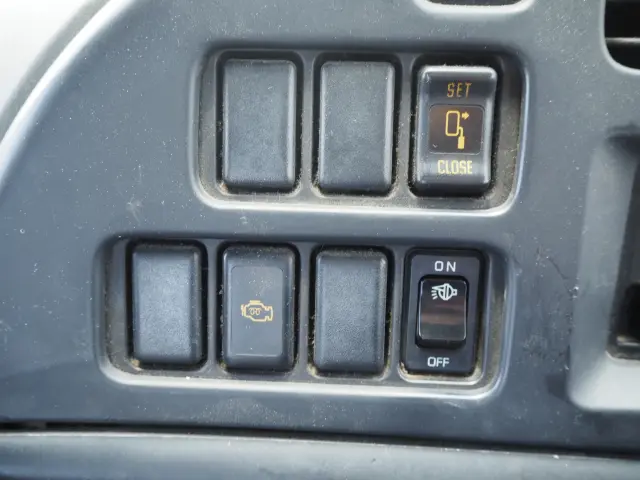 いすゞ フォワード ADG-FRR90K3S(2WD)の写真48