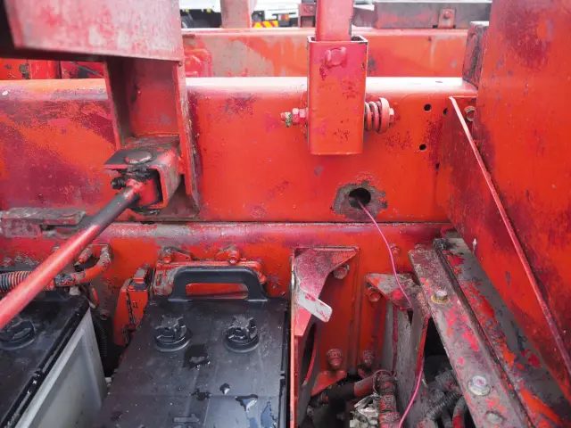 いすゞ ギガ QKG-CXZ77AT(6x4)の写真17