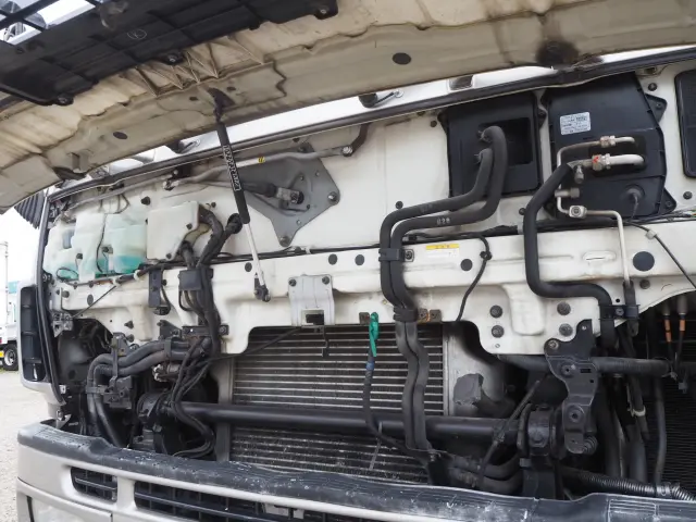 いすゞ ギガ PDG-CYJ77W8(8x4)の写真15